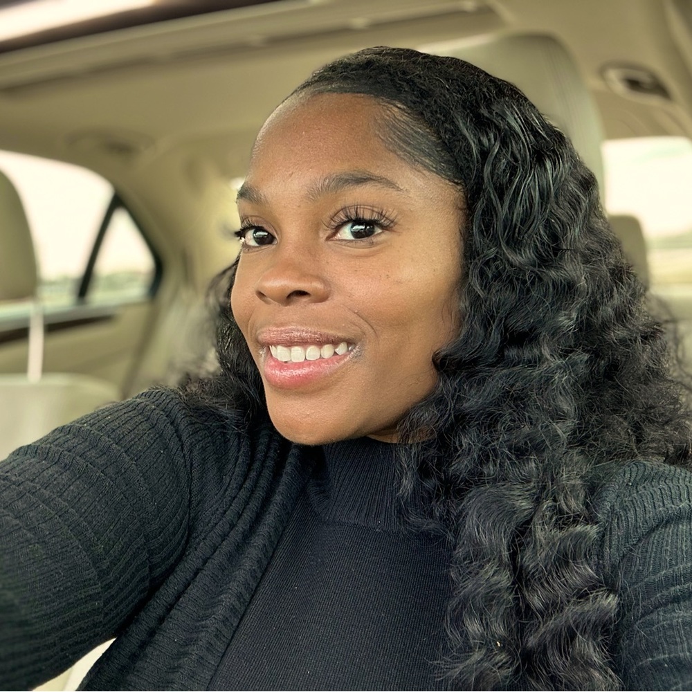 Meet your Posher, Veronica